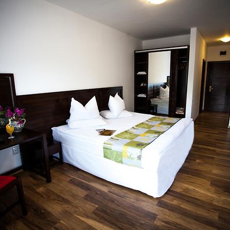 Roata Faget Inn Kluż-Napoka Zewnętrze zdjęcie